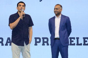 Maharshi Movie Pre Release Event